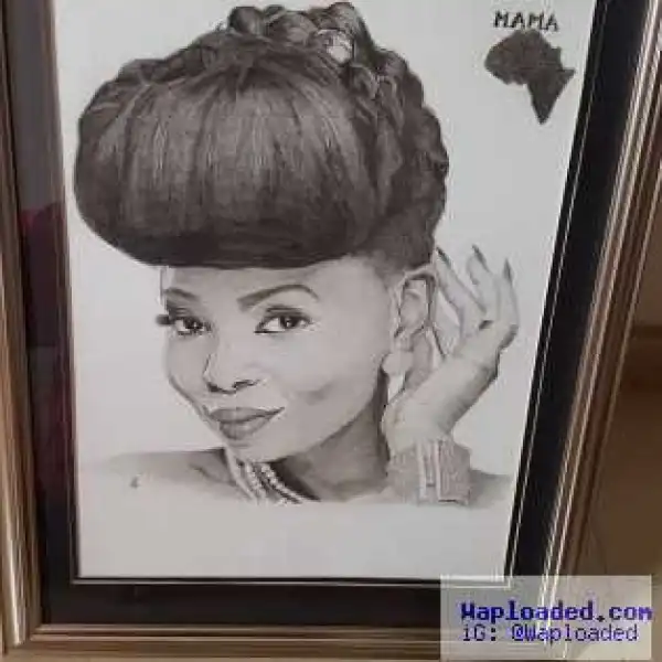 Photo: Singer Yemi Alade Got A Portrait Of Herself As A Gift This Morning
